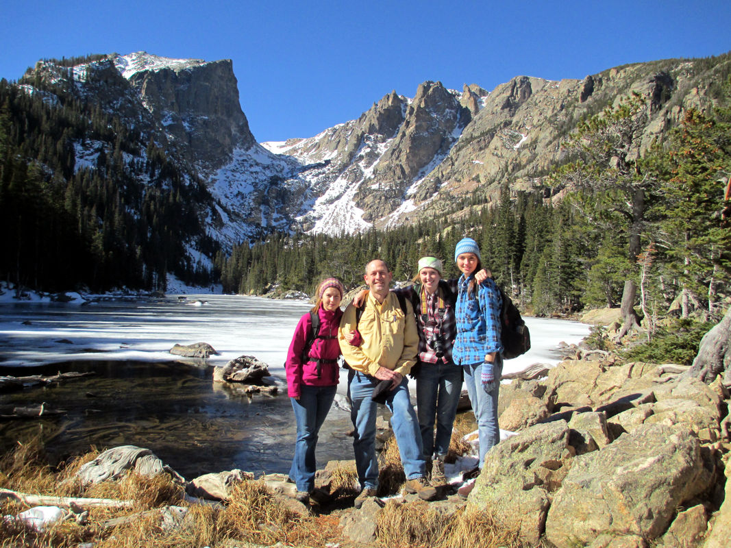 Friehauf research group 2013 - GSA at Dream Lake in
              Rocky Mountain National Park