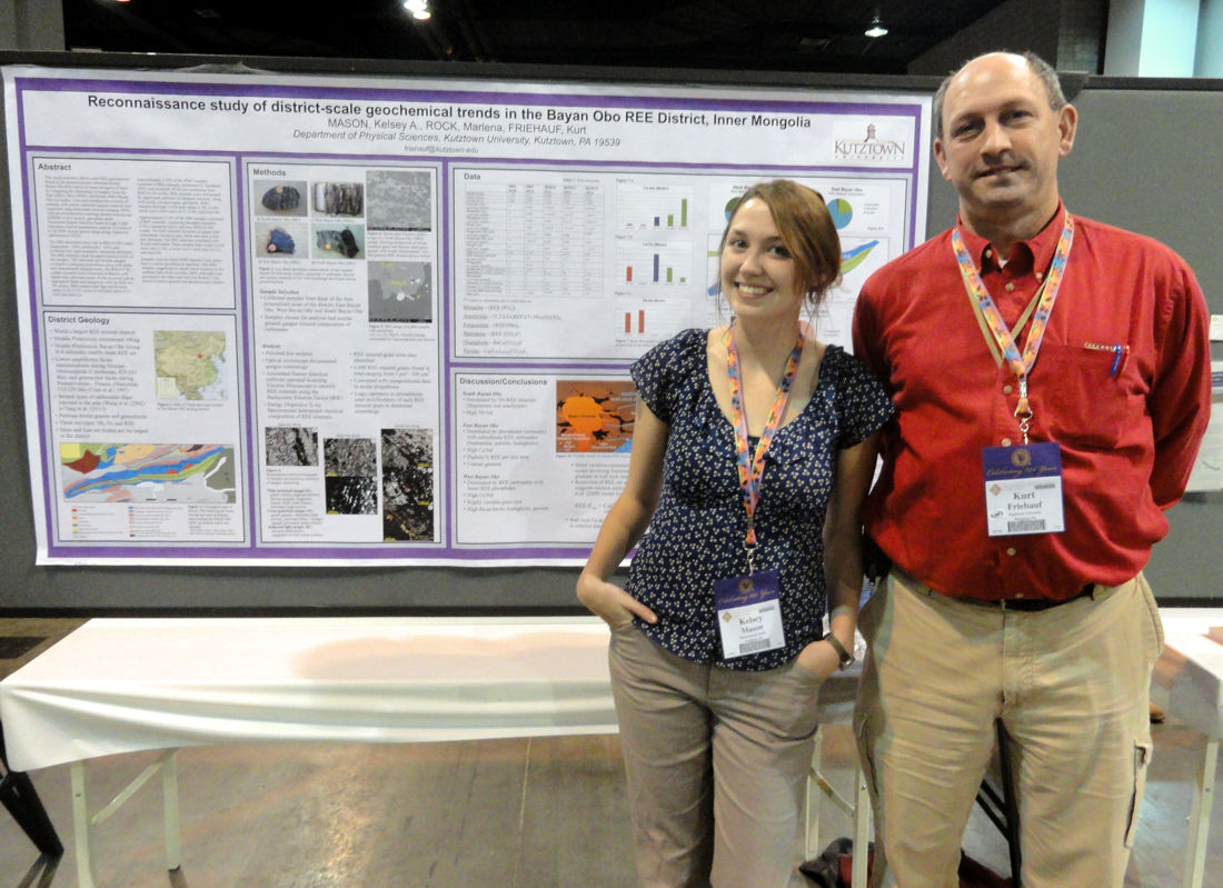 Kelsey Mason presenting research at the national Geological
      Society of America meeting in Denver, Colorado